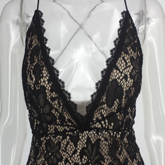 Plunging V Lace Dress with Built-In Bodysuit - Picture 6 of 8